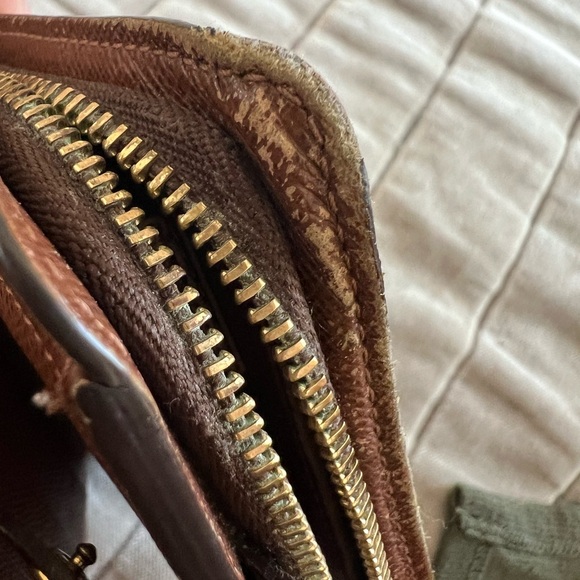 Louis Vuitton Monogram Bifold Wallet - Picture 11 of 15